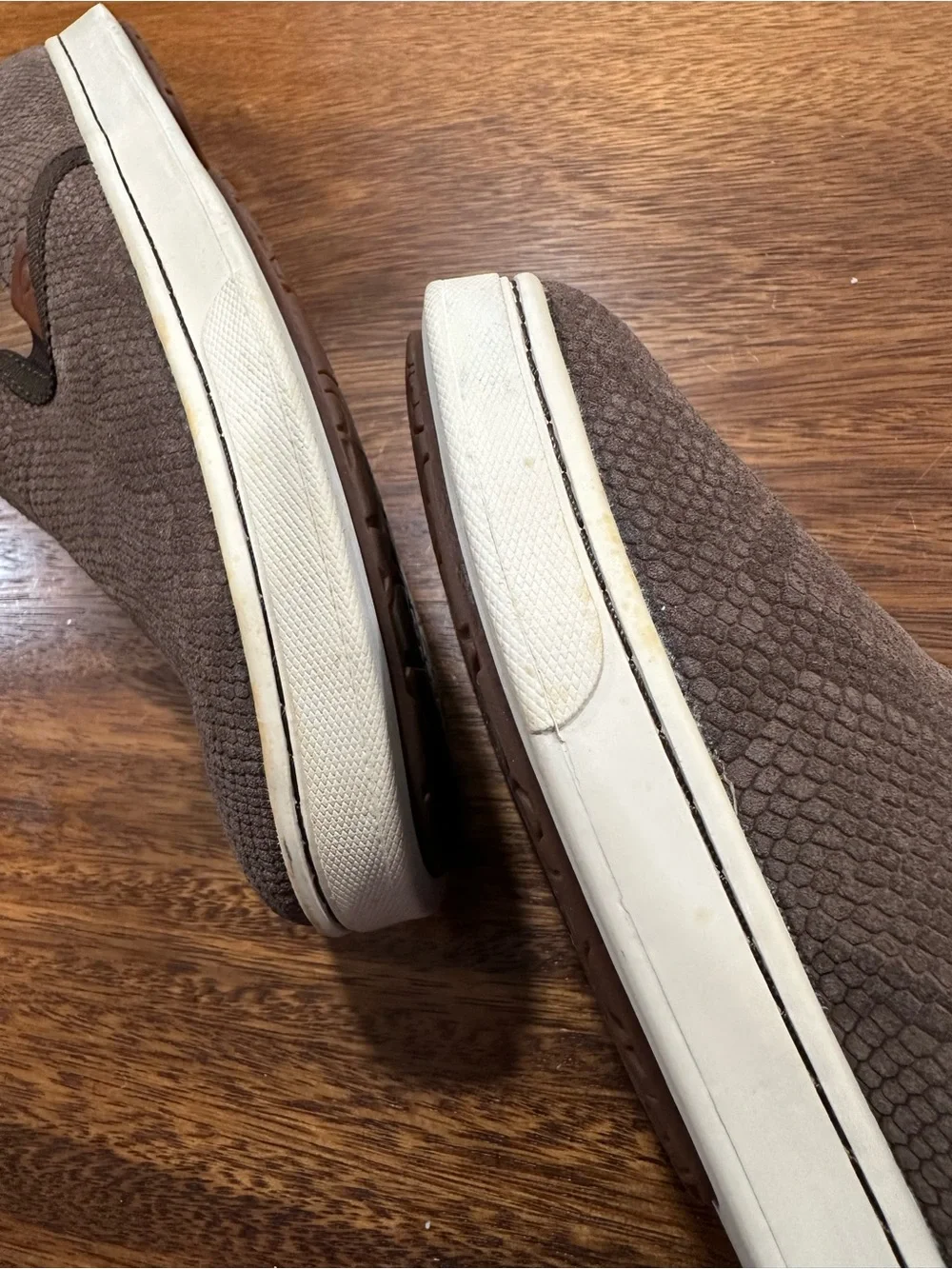 Olukai Pehuea Leather Dk Java Slip On ‘Clay Snake’ Sneakers  Womens Sz 6 BNWT DS